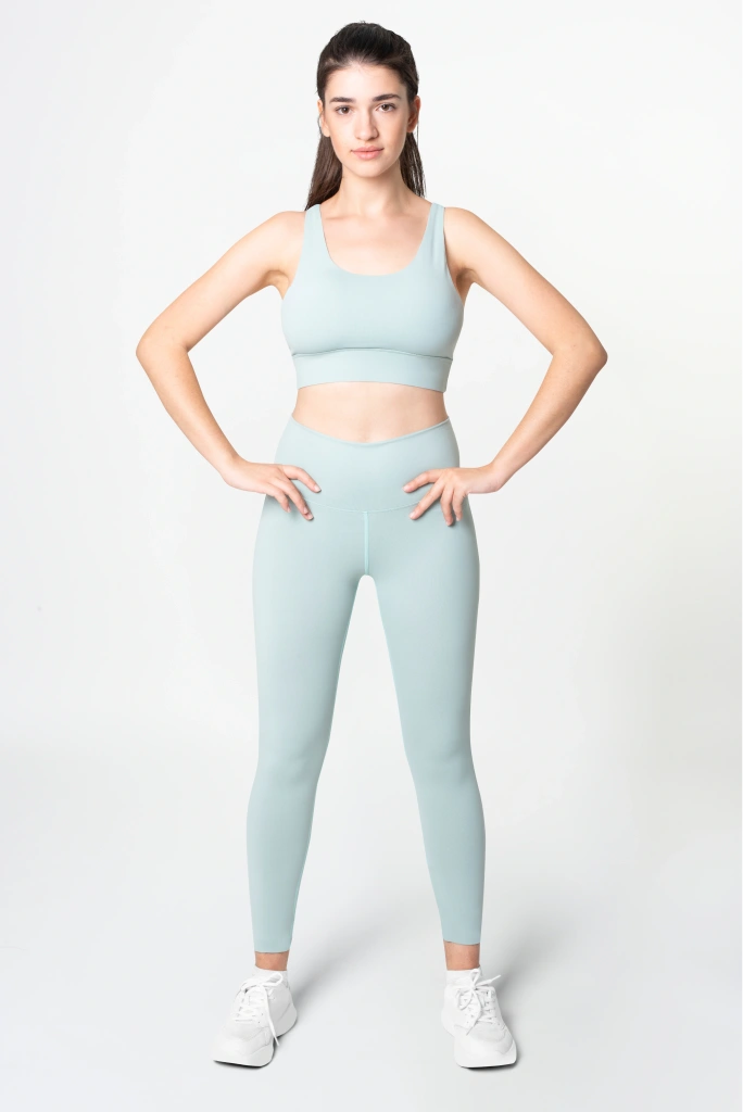 https://abzaseragam.com/wp-content/uploads/revo-woocommerce-theme/theme/images/fashion_category_10.webp